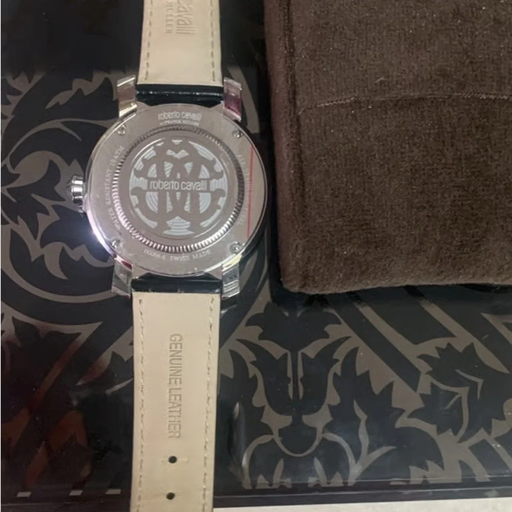 Silver Dial Black Leather Strap Men's Watch